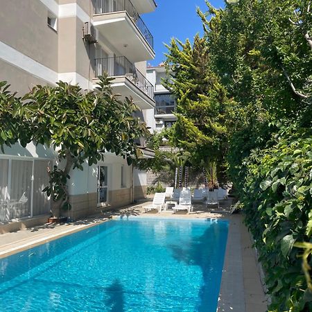 Fora Apart Otel Çeşme Extérieur photo