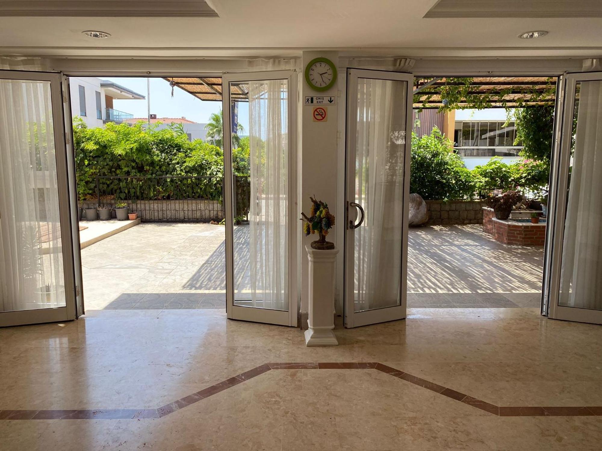 Fora Apart Otel Çeşme Extérieur photo