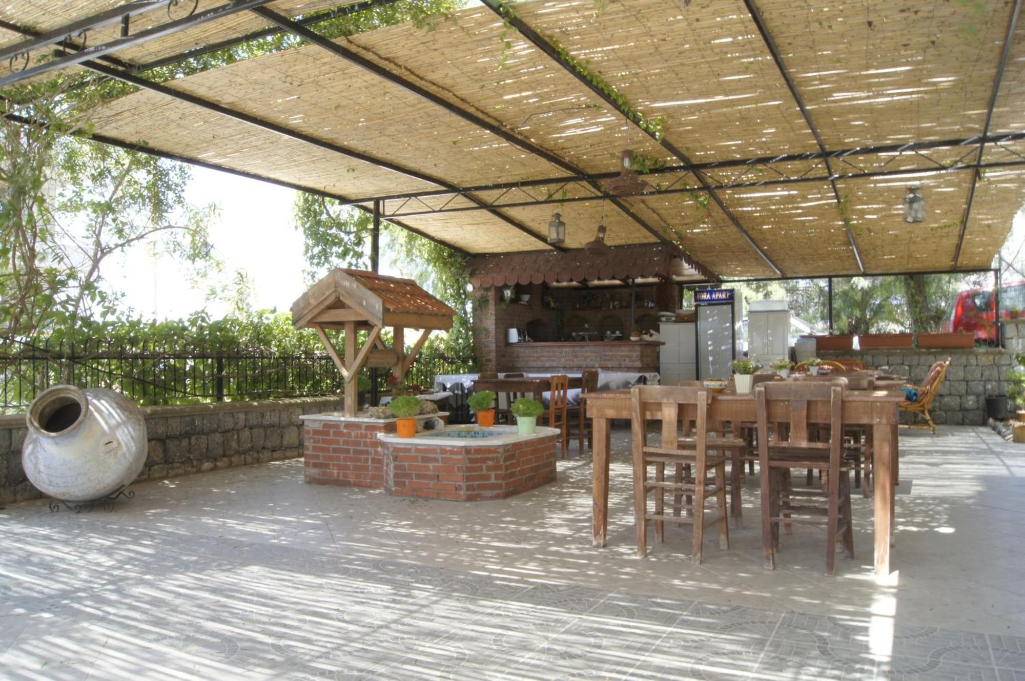 Fora Apart Otel Çeşme Extérieur photo