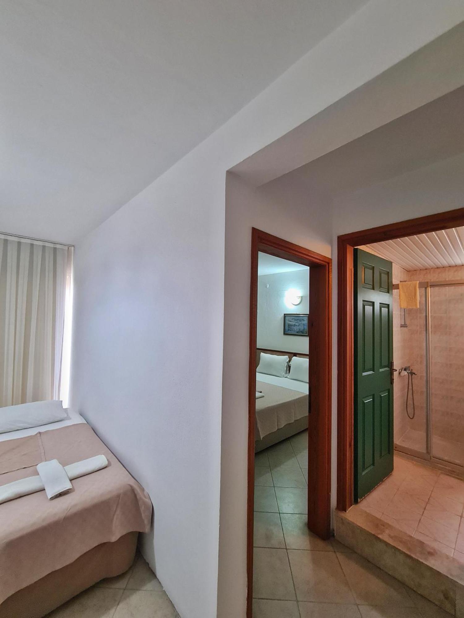 Fora Apart Otel Çeşme Extérieur photo