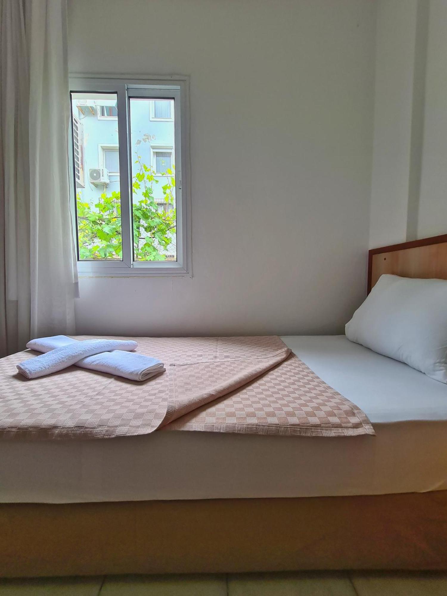 Fora Apart Otel Çeşme Extérieur photo