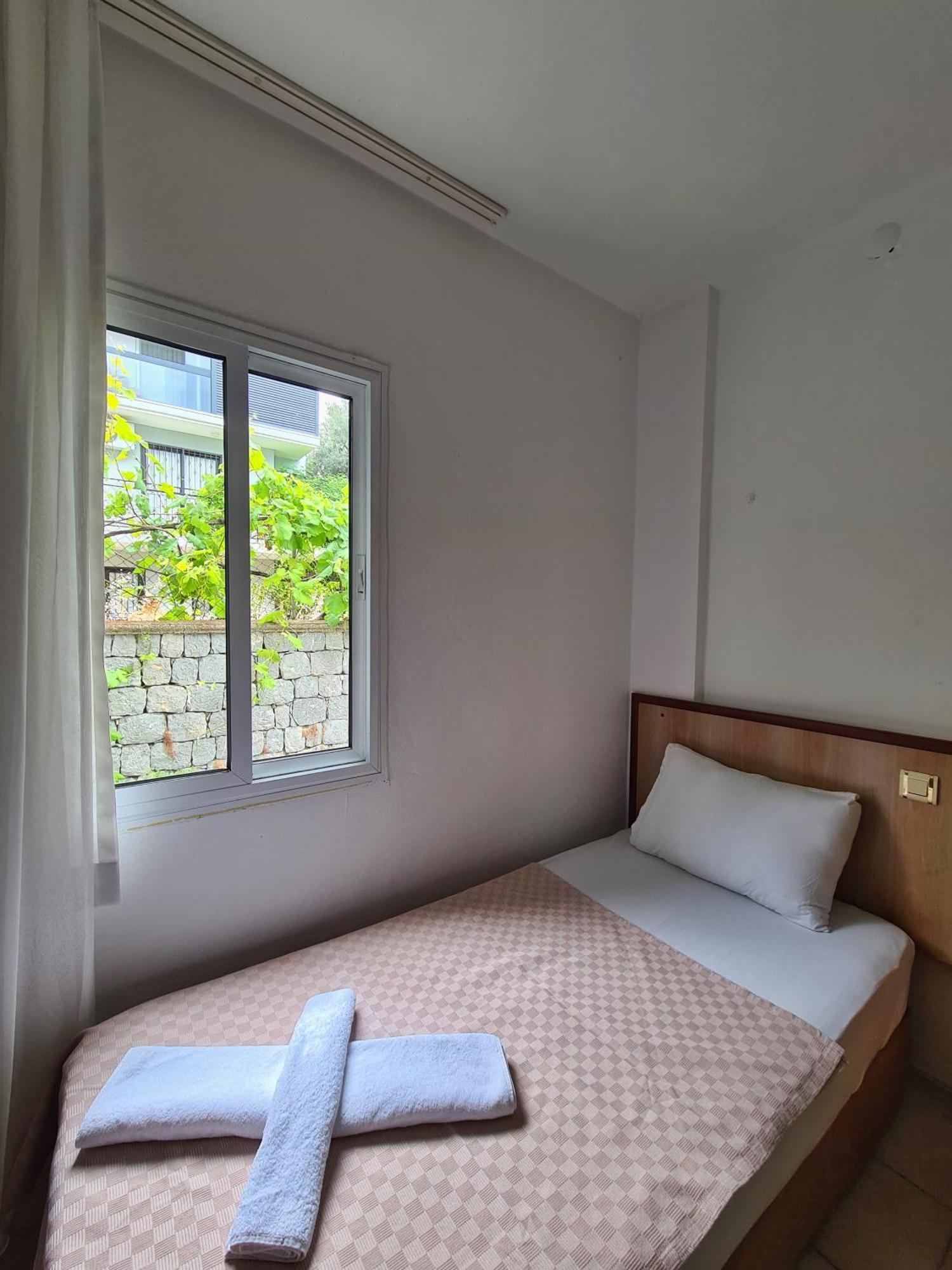 Fora Apart Otel Çeşme Extérieur photo