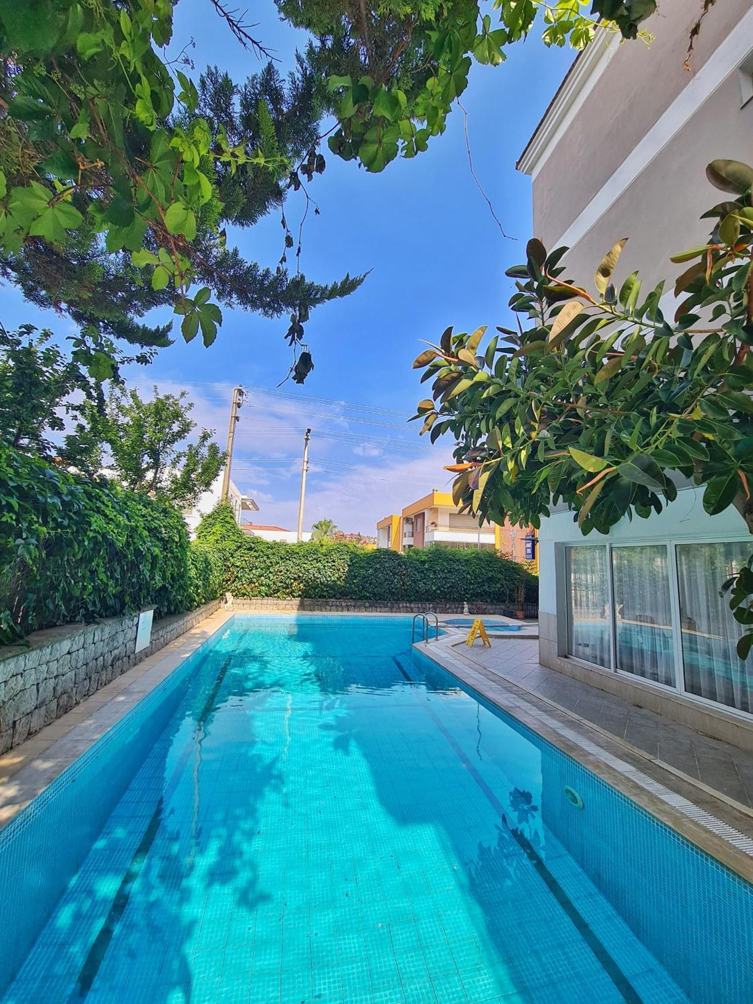 Fora Apart Otel Çeşme Extérieur photo