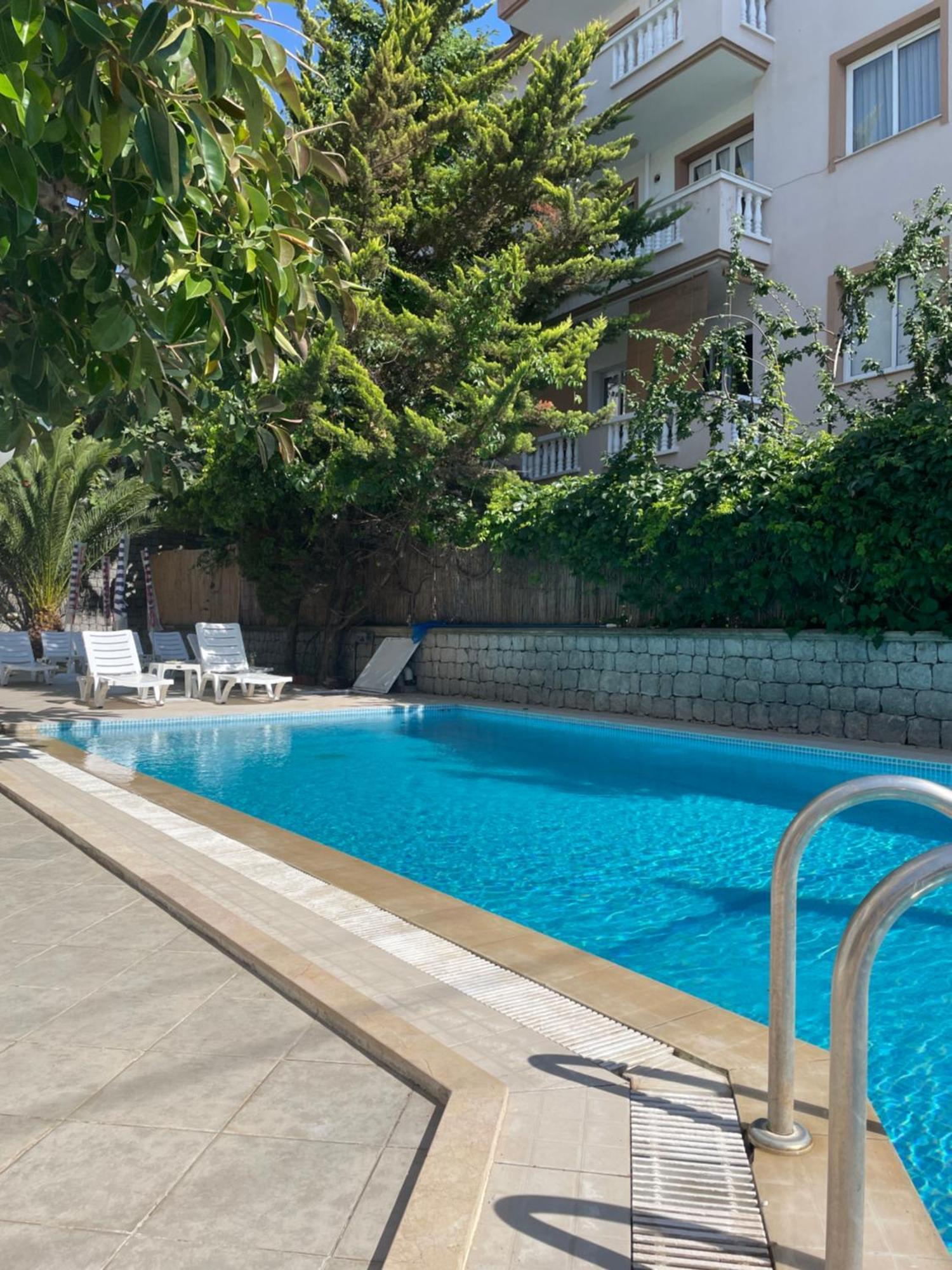 Fora Apart Otel Çeşme Extérieur photo