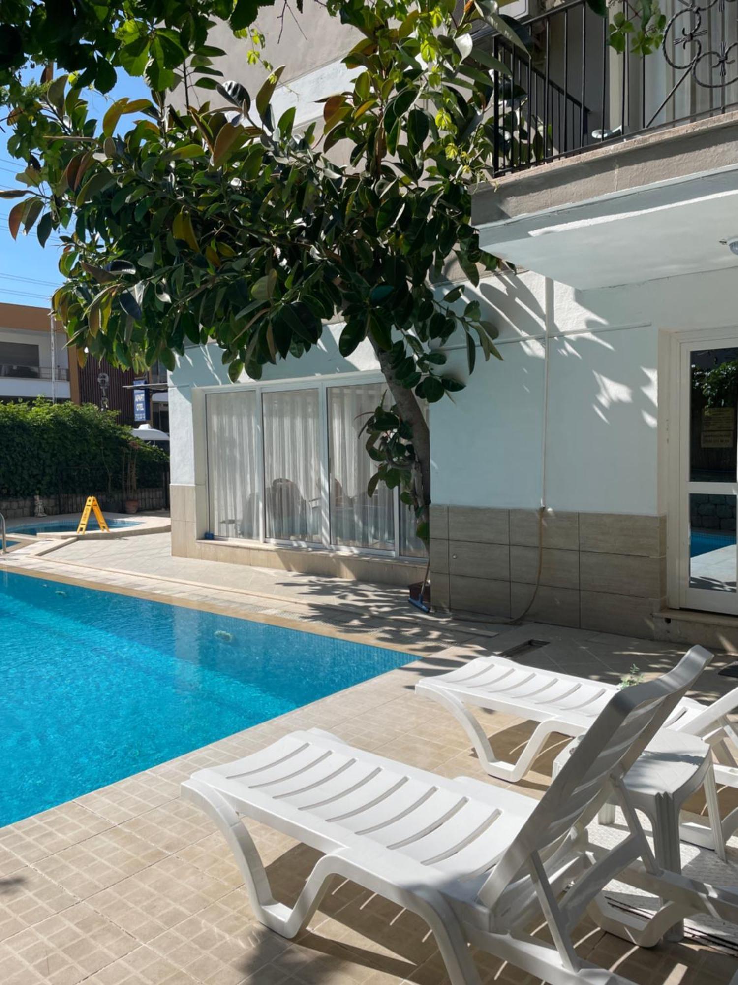 Fora Apart Otel Çeşme Extérieur photo